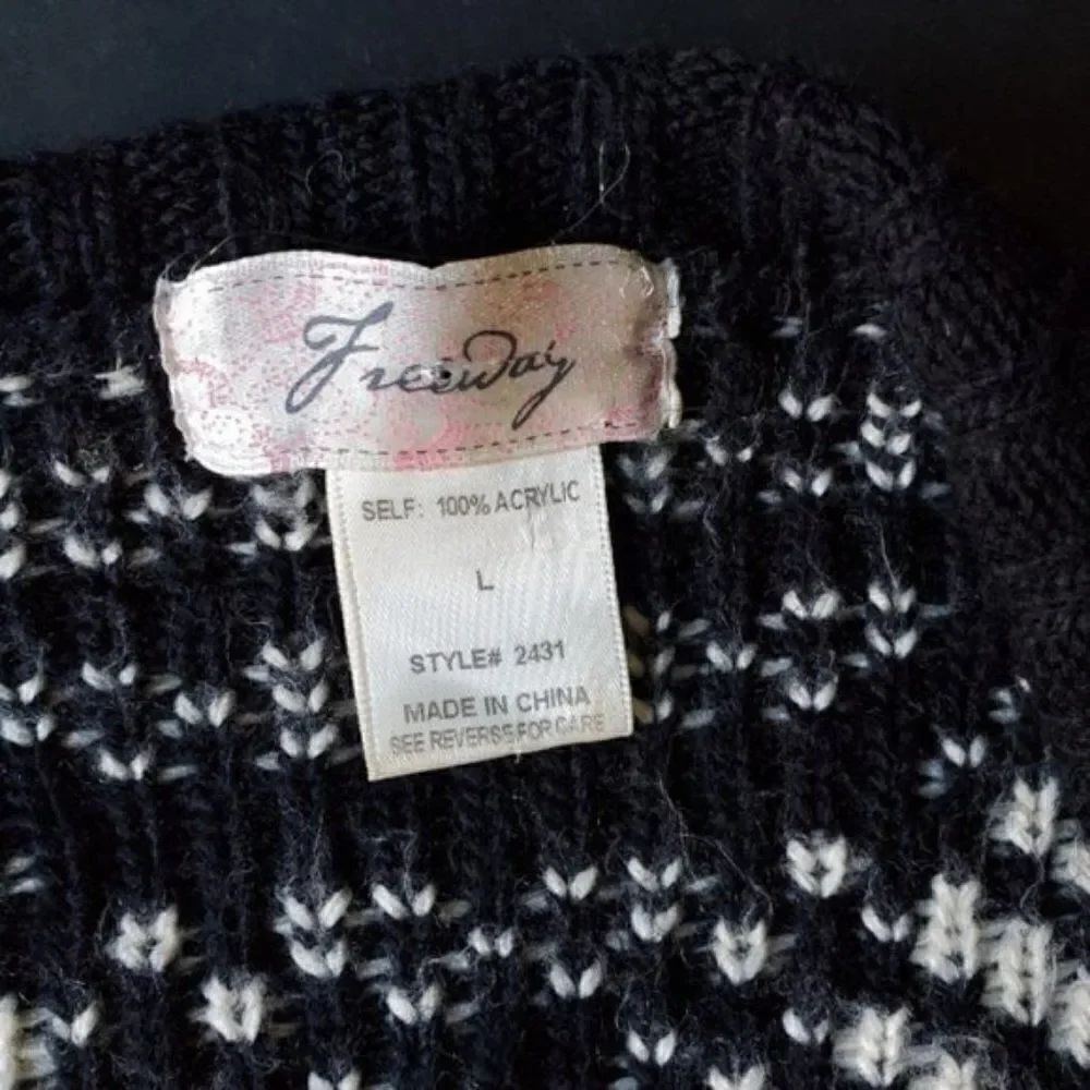 Freeway Flyaway Aztec Cardigan - Picture 4 of 9